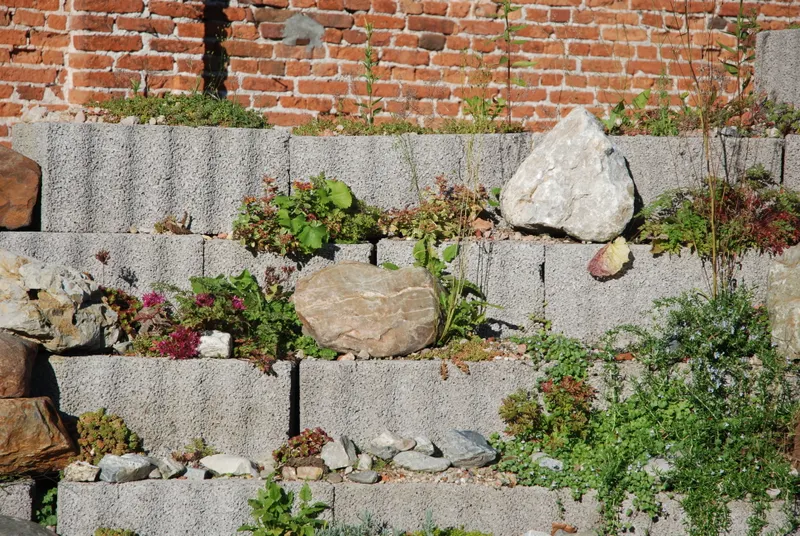 Tiered Walls & Drainage Systems